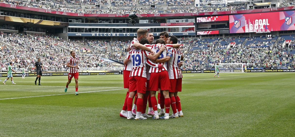 Los jugadores del Atleti celebran un gol ante el Seattle