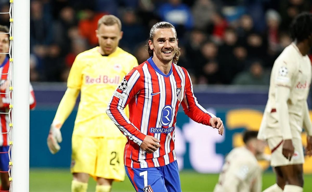 Griezmann con la camiseta del Atlético de Madrid