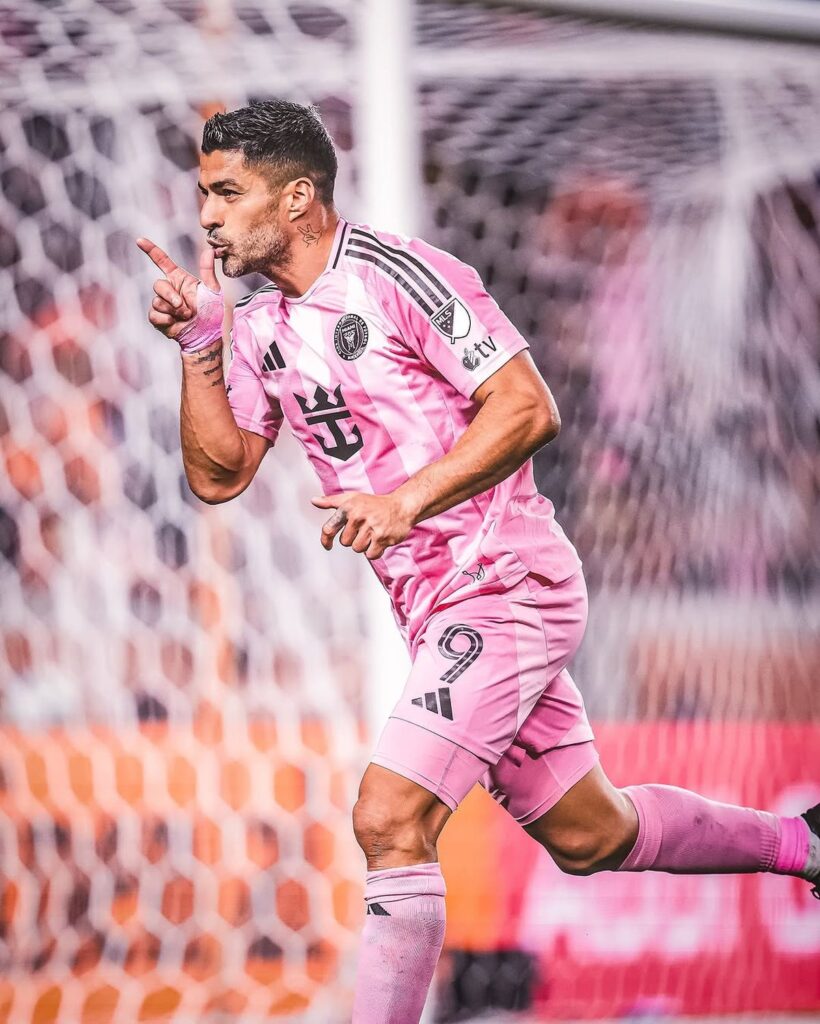 Luis Suárez festejando un gol con Miami