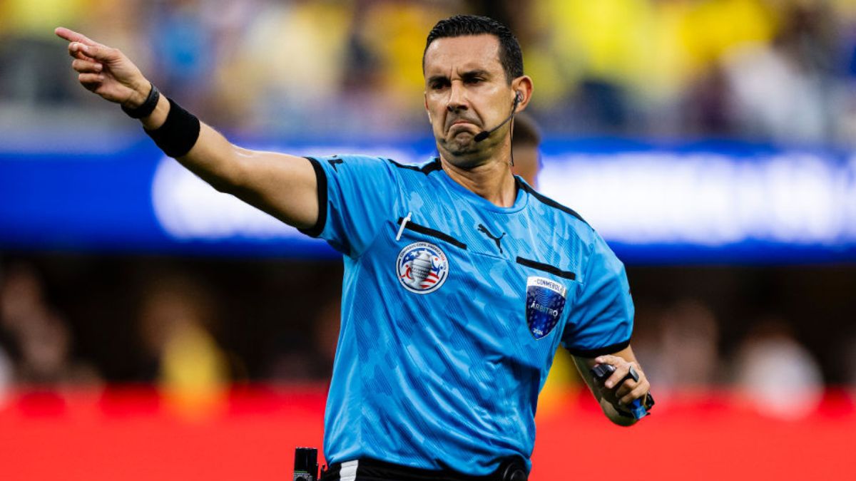 El árbitro César Ramos