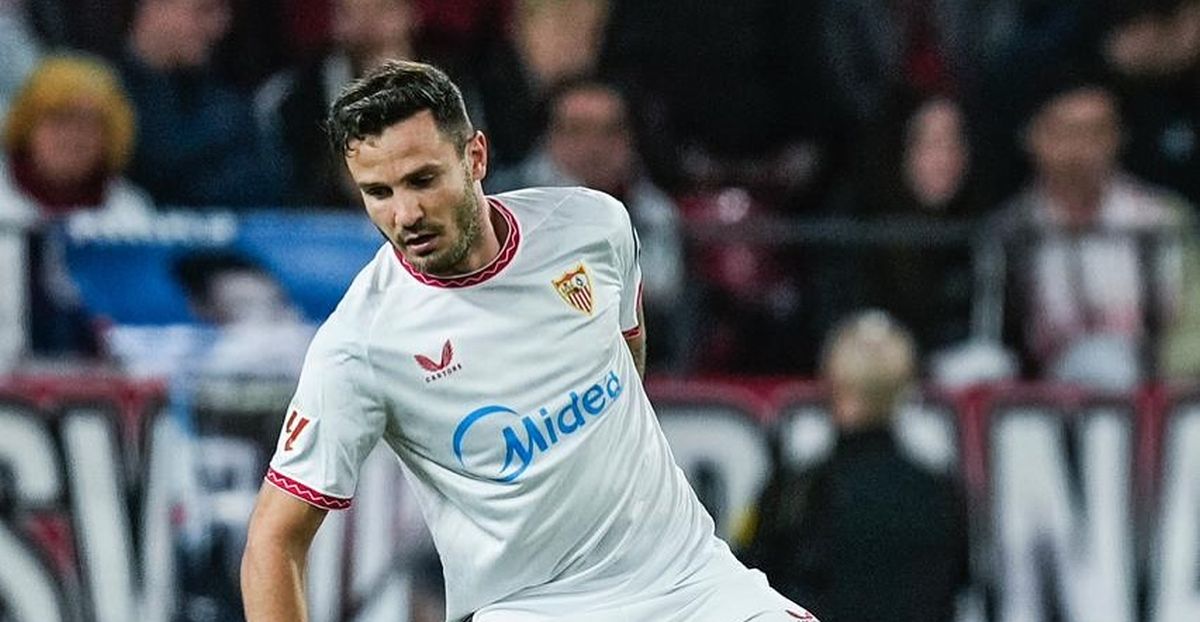 Saúl Ñíguez con la camiseta del Sevilla