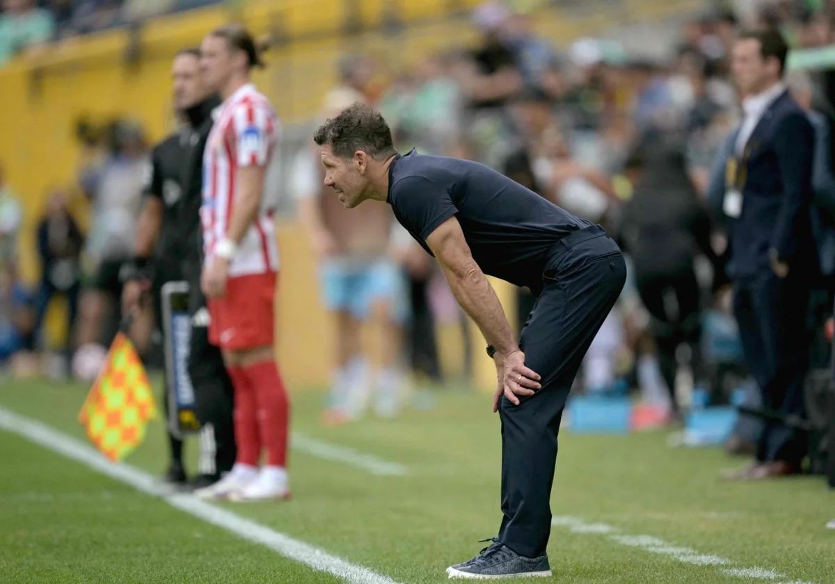 Simeone en el partido ante Seattle