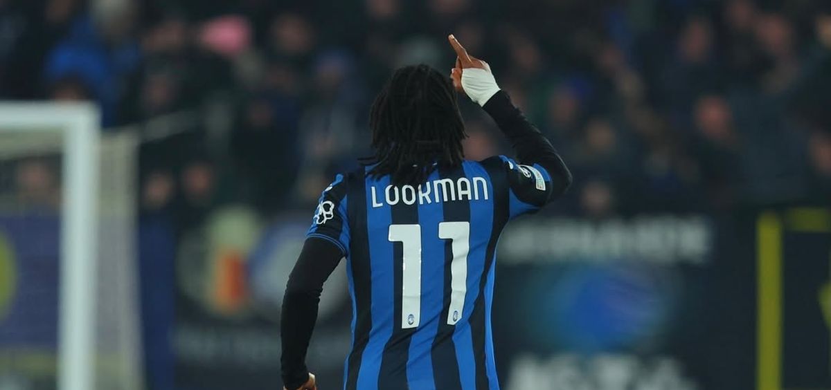 Ademola Lookman con la camiseta del Atalanta