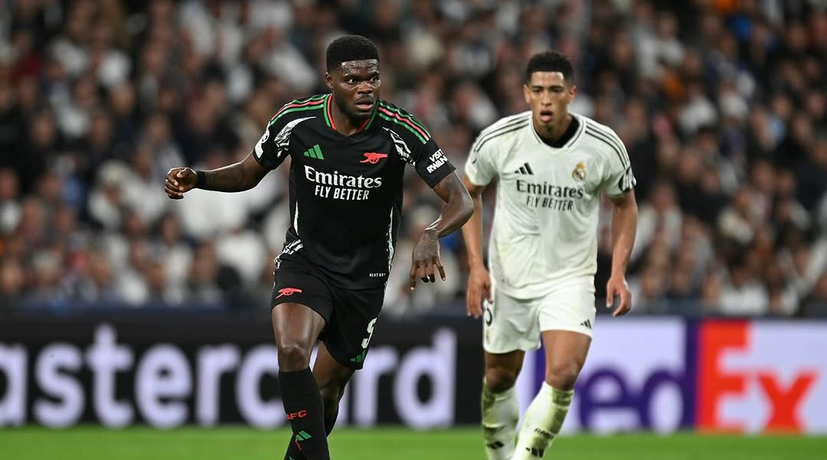 Thomas Partey en un partido del Arsenal contra el Real Madrid
