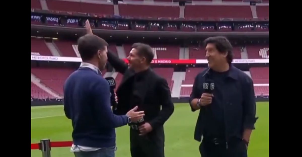 Simeone muestra la manita a los madridistas