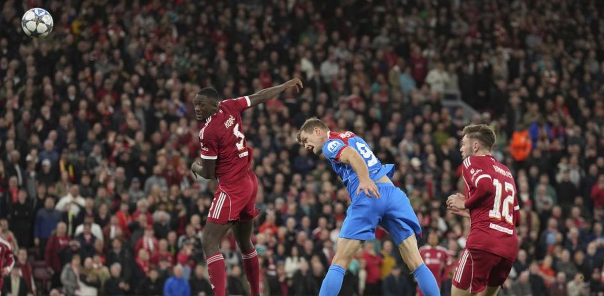 La ocasión que perdió Sorloth ante el Liverpool