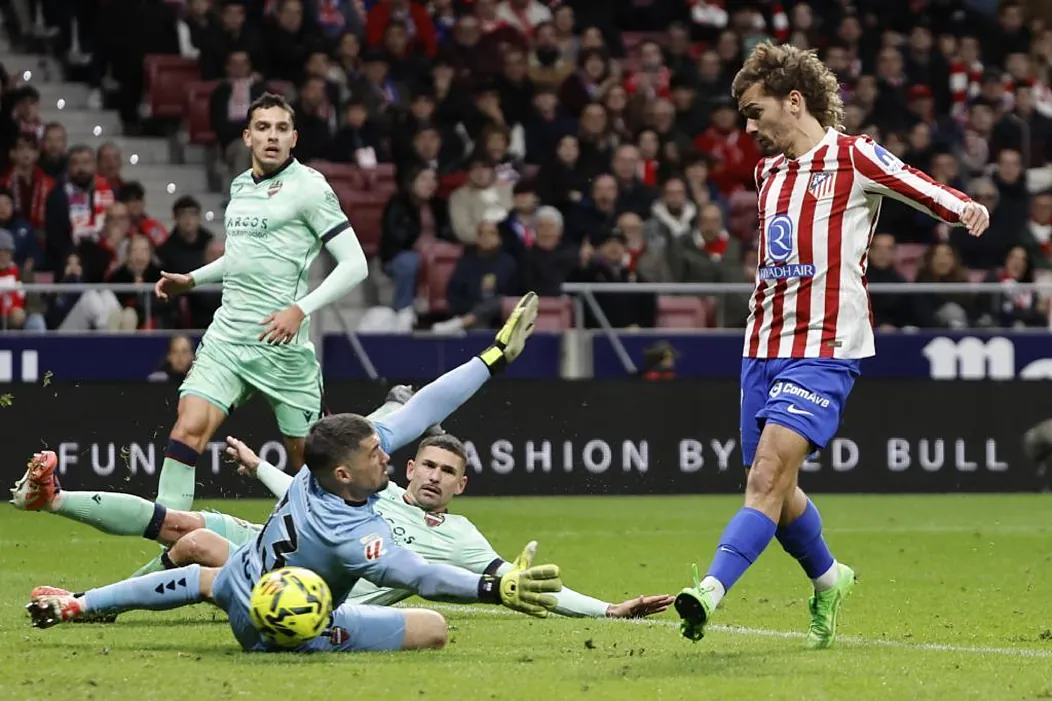 Griezmann marca frente al Levante. Atlético de Madrid Levante crónica