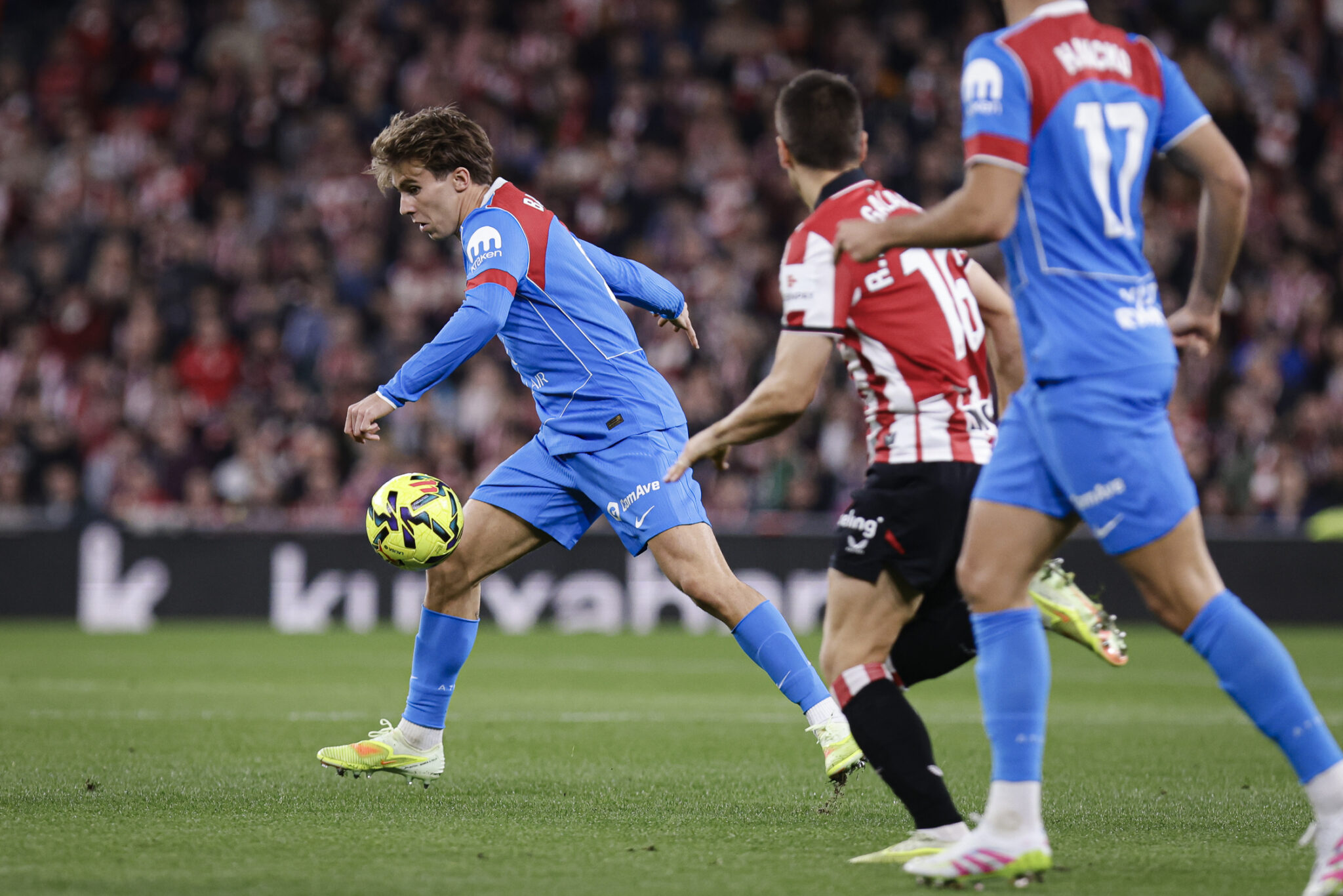 Un golazo de Berenguer pulveriza y aleja del liderato al Atlético de ...