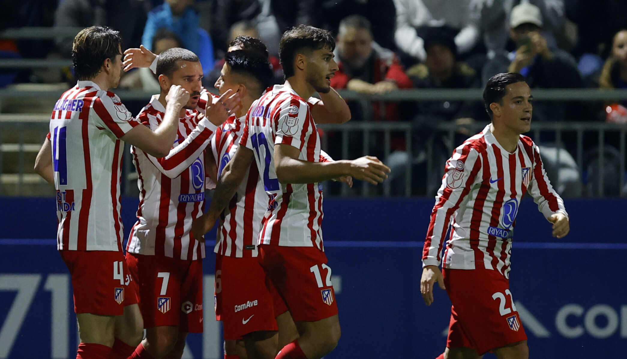 Los jugadores del Atlético de Madrid contra el Atlético Baleares