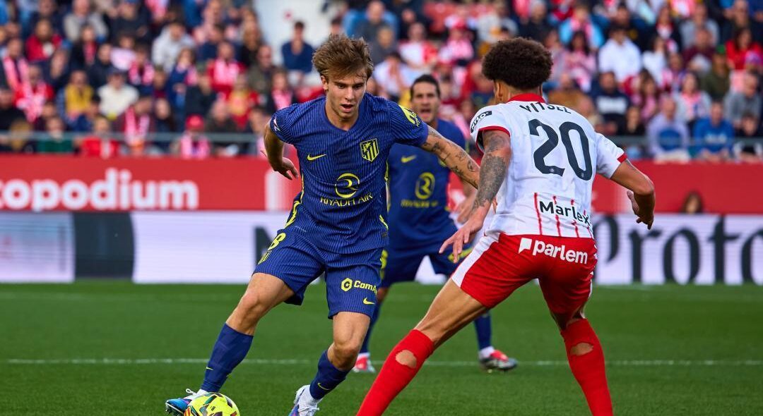 Pablo Barrios, el mejor del partido en el Girona Atlético de Madrid