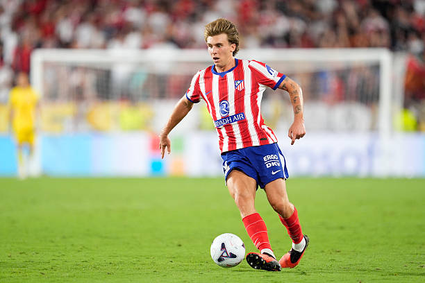 SEVILLA, SPAIN - AUGUST 29: Pablo Barrios of Atletico de Madrid in action during the Spanish league, LaLiga EA Sports, football match played between Sevilla FC and Atletico de Madrid at Ramon Sanchez-Pizjuan stadium on August 29, 2026, in Sevilla, Spain. (Photo By Joaquin Corchero/Europa Press via Getty Images)