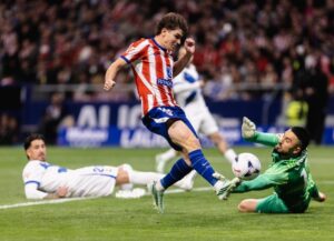 Julián empieza a recuperar el olfato goleador