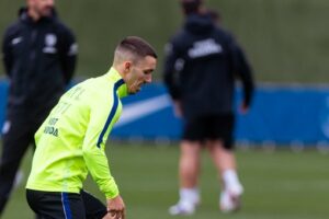 Grimaldo apura para llegar a Mendizorroza
