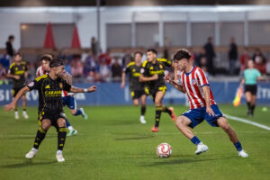 La Virgen del Pilar le amarga la noche al Atlético Madrileño
