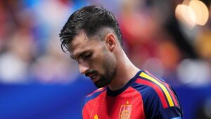 Baena enciende las alarmas y se retira lesionado en el Croacia-España