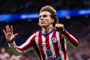 El Atlético gana y dedica el triunfo a Koke